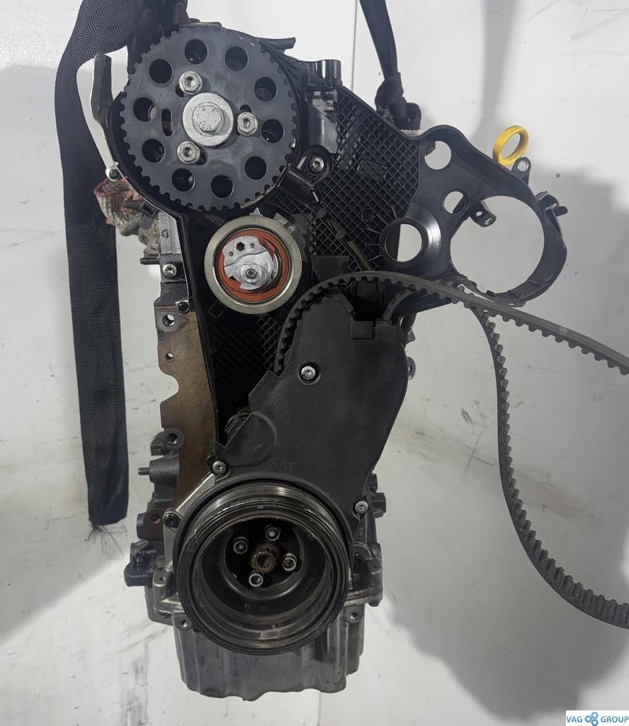 двигатель Audi A3 8V 2015, 2.0 л., TDi, дизель, CNE, CKU, CKT, CSH, CAA, CDC, CNF, CLCA, CLJA, CLJ, CLC, CDB, CKUB, CAAA, CAAB, CAAC, CAAD, CAAE, CLCB, CGL, CKTB, CKTC, CSNA, CSL, CDBA, CDCA, CNEA, CSHA, CSN - фото №1
