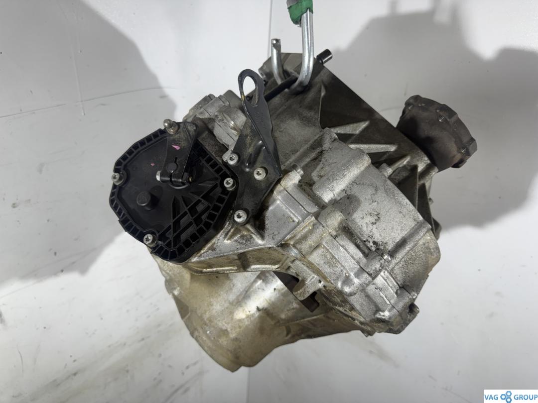 КПП автоматическая (АКПП) Volkswagen Passat B6 2009, 1.4 л., бензин, NAZ, LKP, LPL, LQM, LWW, MGM, MLD, MPK, MUV, NAU, NQA, NTP, NTX, PKM, PKU, PMH, PMQ, PVU, PWB, QGV, QQT, MSL, KHN, KUT, LKG, LKM, LPJ, LQK, LWZ, LXA, MGK, MLB, MPH, NAS, NQC, NQJ, NTR, RCQ - фото №1