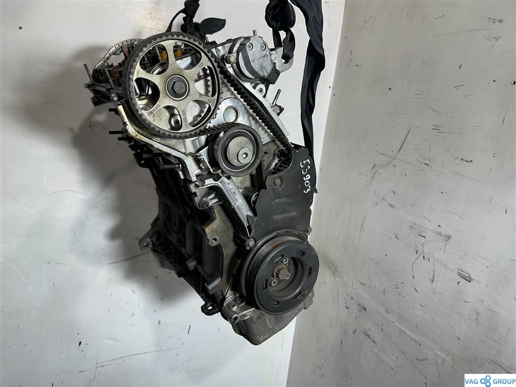 двигатель Volkswagen Golf 4 поколение 2002, 1.8 л., бензин, седан, AWT, AWM, AMB, AWC, AUG, AVJ, APX, BFB, BAM, AJH, AUQ, BEX, AWP