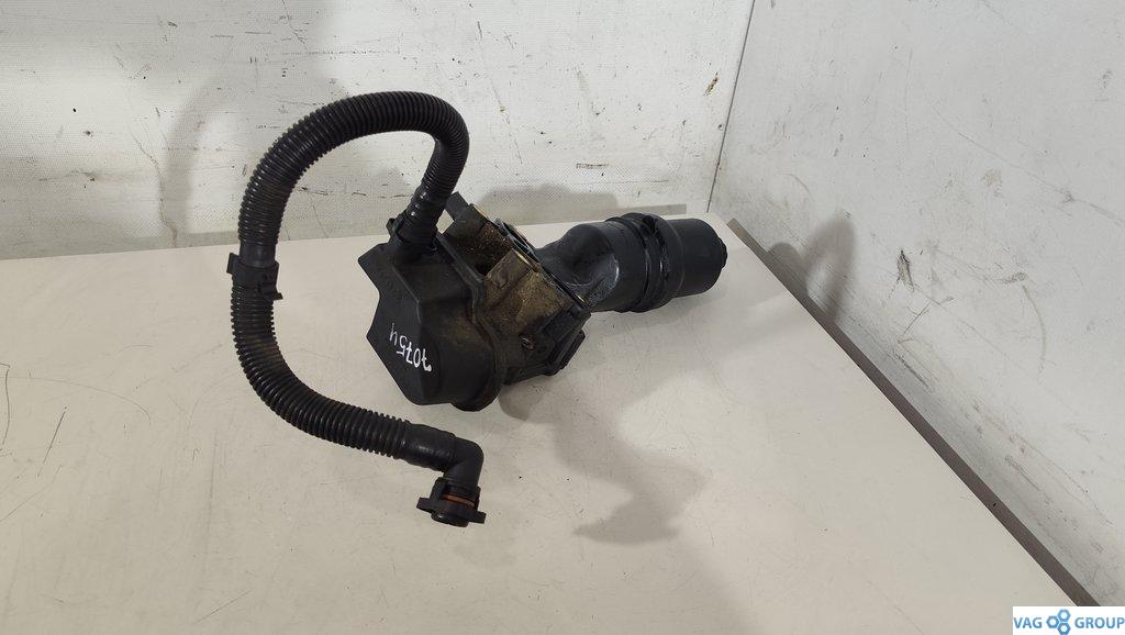 корпус масляного фильтра Volkswagen Passat B6 2006, 2.0 л., TFSI, бензин, седан, 06F115397F, 06F115397J, 06F115397H, 06F115397K