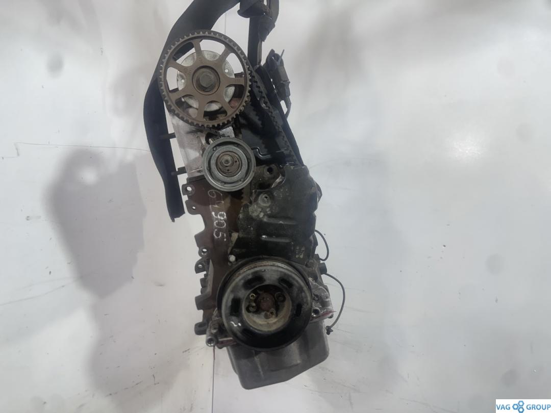 двигатель Volkswagen Caddy 3 поколение 2009, 2.0 л., бензин, AXA, BSX