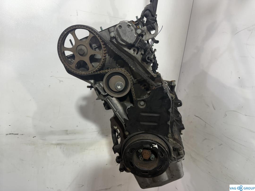 двигатель Audi A4 B7 2004, 1.8 л., бензин, седан, AWT, AWM, AMB, AWC, AUG, AVJ, APX, BFB, BAM, AJH, AUQ, BEX, ARX, AWP