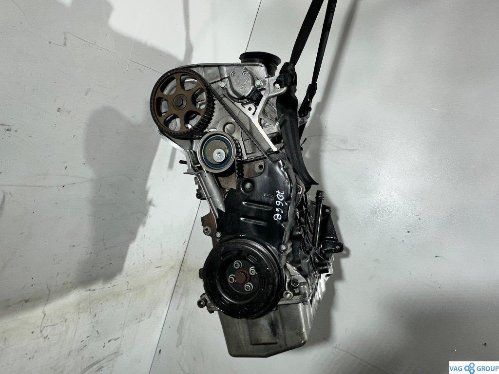 двигатель Volkswagen Golf 5 поколение 2003, 1.8 л., бензин, AWT, AWM, AMB, AWC, AUG, AVJ, APX, BFB, BAM, AJH, AUQ, BEX, ARX, AWP
