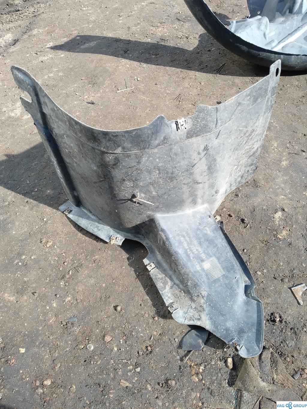 защита арок передняя левая (подкрылок) Volkswagen Jetta 5 поколение 2006, 2.0 л., TDi, дизель, седан, 1K0805911E, 1K0805911J, 1K0805911L - фото №1