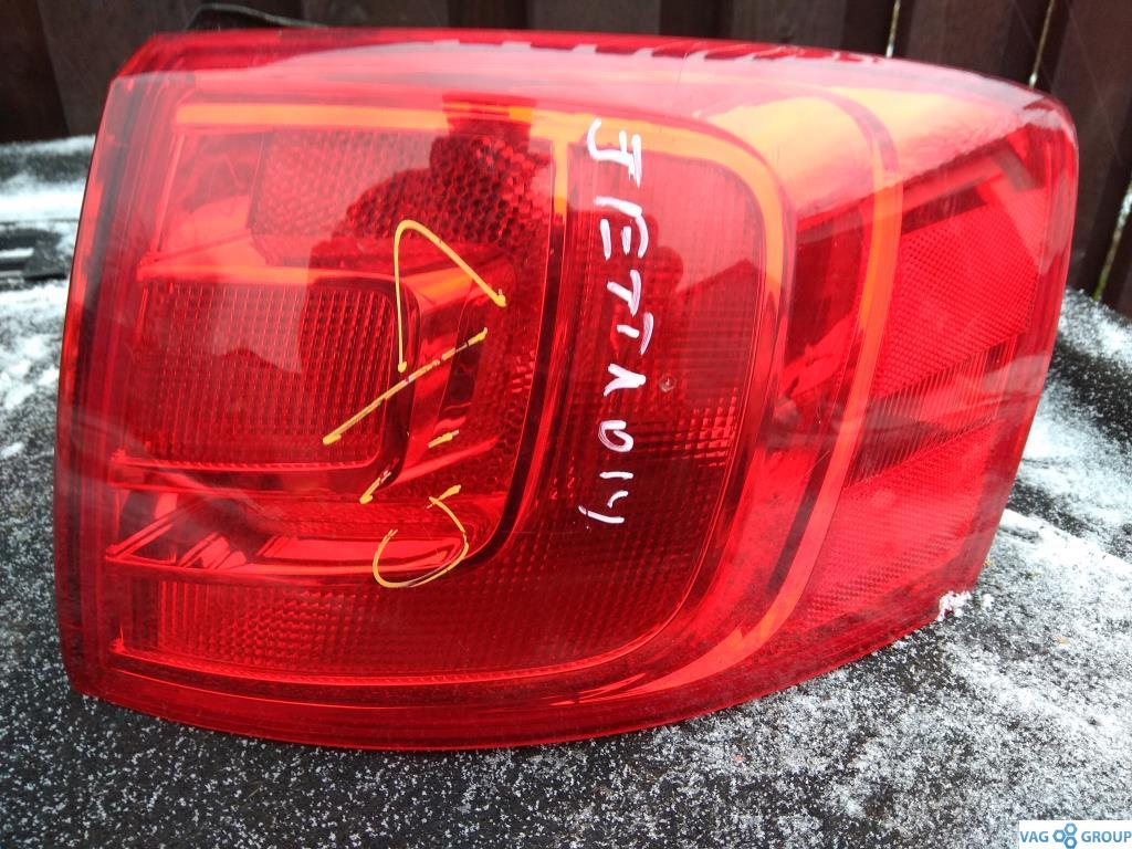 фонарь задний правый Volkswagen Jetta 6 поколение 2012, 2.0 л., бензин, седан, 5C6945096D, . - фото №1