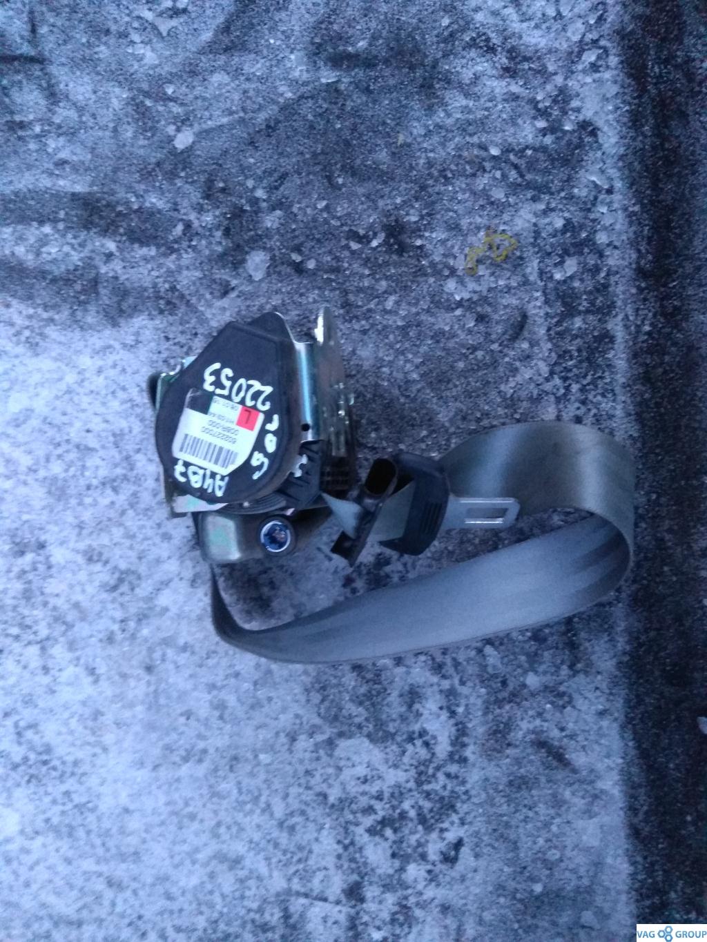 ремень безопасности Audi A4 B7 2006, 2.0 л., бензин, кабриолет, 8H0857705E, . - фото №1