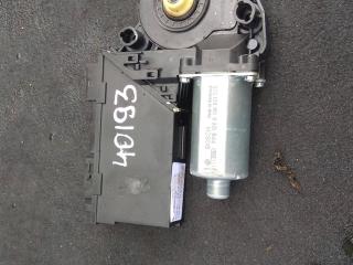 моторчик стеклоподъемника передний правый Volkswagen Touareg 1 поколение 2004, 4.2 л., бензин, внедорожник 5 дв., 7L0959702G, 3D1959792E