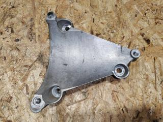 кронштейн компрессора кондиционера Audi Q7 4L [рестайлинг] 2013, 3.0 л., бензин, 06E260835C