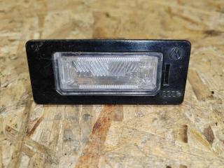 подсветка номера Skoda Superb 2 поколение 2011, 2.0 л., дизель, 8T0943021