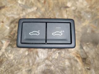 кнопка открытия багажника Volkswagen Touareg 3 поколение 2019, 3.0 л., дизель, 3G0959832A