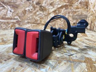 замок ремня безопасности Volkswagen Passat B8 2016, 2.0 л., дизель, 3V0857739A