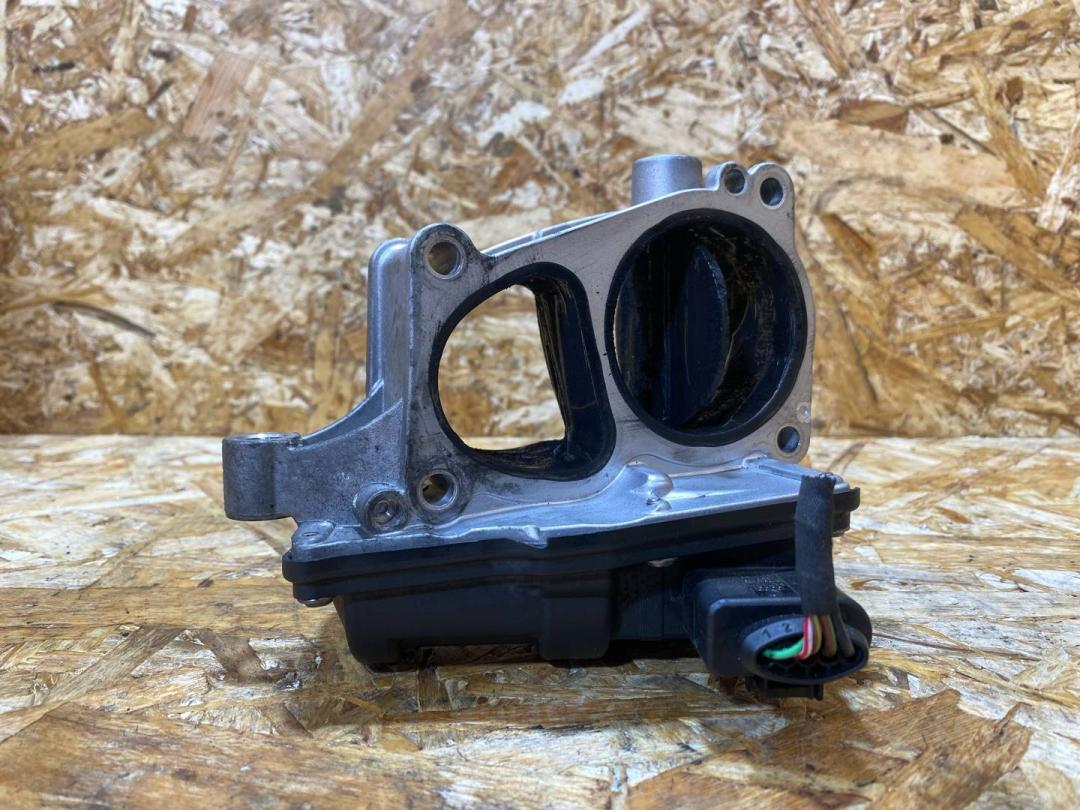 заслонка дроссельная Porsche Macan 1 поколение 2016, 3.0 л., дизель, 059129593H, 95860511500 - фото №1