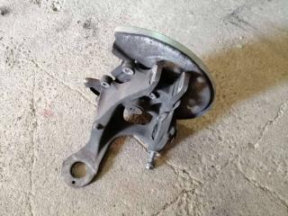 кулак задний правый Audi A5 8T 2008, 3.2 л., бензин, 8K0505432AC