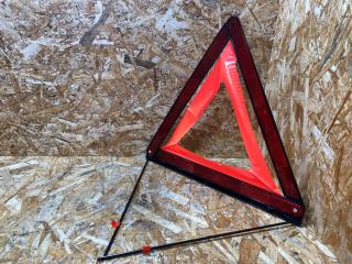 знак аварийной остановки Volkswagen T-Roc 1 поколение [рестайлинг] 2024, 2.0 л., бензин, 8K0860251C