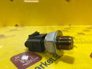 датчик давления топлива Volkswagen Caddy 4 поколение 2018, 2.0 л., дизель, 04L906054