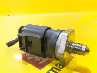 датчик давления топлива Skoda Octavia 3 поколение (A7) 2016, 1.8 л., бензин, 06H906051J