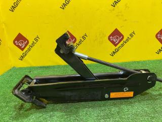 домкрат Audi Q7 4L [рестайлинг] 2012, 3.0 л., дизель, 4L0011031C