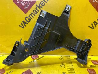 крепление фары правой Audi A5 8T [рестайлинг] 2013, 3.0 л., дизель, 8T0941454D