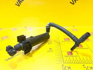 форсунка омывателя фары левая Audi A5 8T [рестайлинг] 2013, 3.0 л., дизель, 8T0955101D