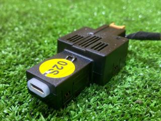 разъем AUX / USB Volkswagen Tiguan 2 поколение [рестайлинг] 2022, 2.0 л., бензин, 3G5035954