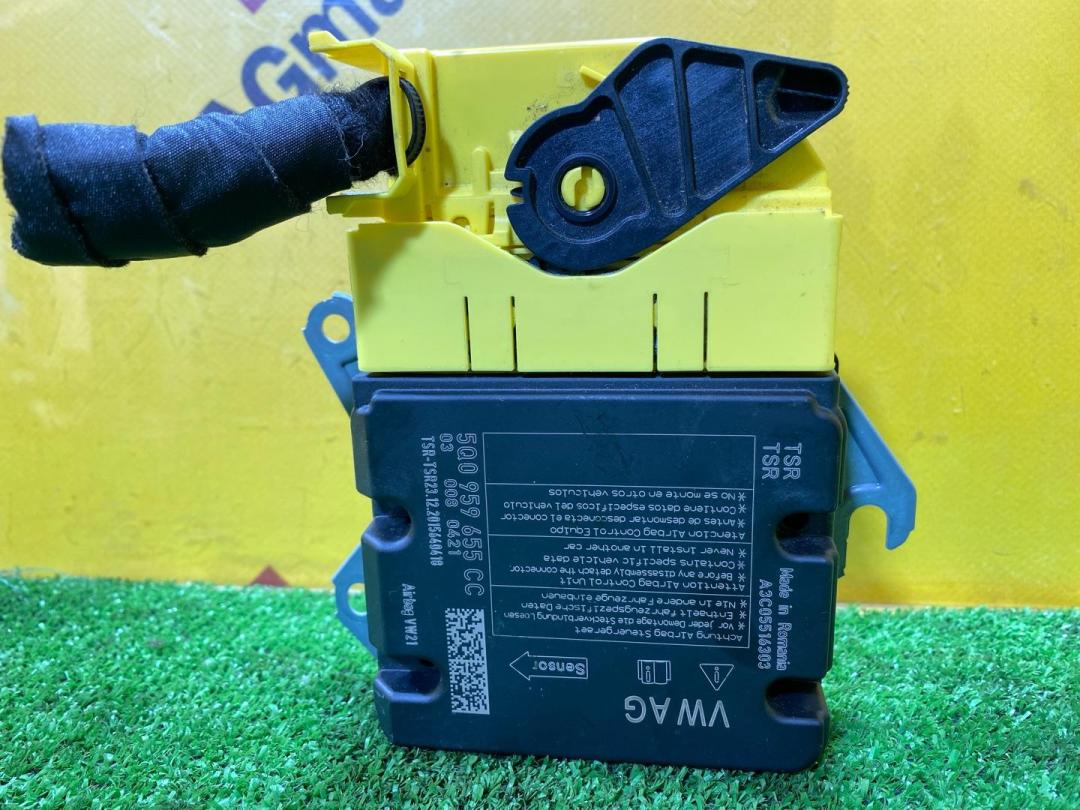 блок AirBag Audi Q3 Sportback F3 2021, 2.0 л., бензин, 5Q0959655CC - фото №1