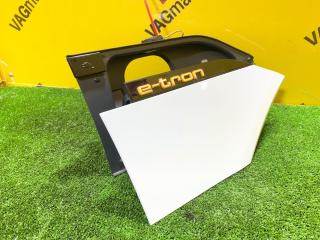 Лючок порта зарядки Audi e-tron Sportback 1 поколение 2020, электро, 4KE810002A