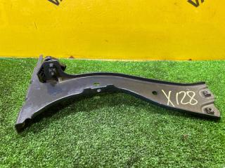 крепление ( кронштейн ) крыла Audi Q3 F3 2023, 2.0 л., бензин, 83A821132