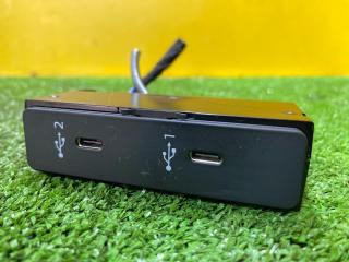 разъем AUX / USB Audi Q3 F3 2023, 2.0 л., бензин, 83A035736A