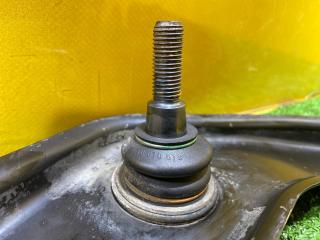 рычаг передний правый Volkswagen Amarok 1 поколение 2H 2012, 2.0 л., дизель, 2H0407022B