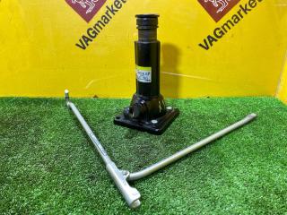 домкрат Volkswagen Amarok 1 поколение 2H 2012, 2.0 л., дизель, 2H0011031