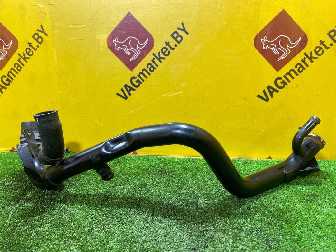 трубка охлаждающей жидкости Volkswagen Amarok 1 поколение 2H 2012, 2.0 л., дизель, 2H0122101K - фото №1