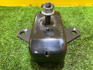 подушка крепления двигателя Volkswagen Amarok 1 поколение 2H 2012, 2.0 л., дизель, 2H0199256A