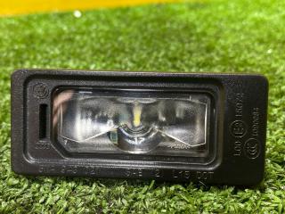 подсветка номера Volkswagen Tiguan 2 поколение 2020, 2.0 л., бензин, 5NA943021
